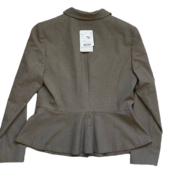 DONCASTER Suit NEW Skirt and Jacket Size 8 Tan Black - Picture 5 of 13